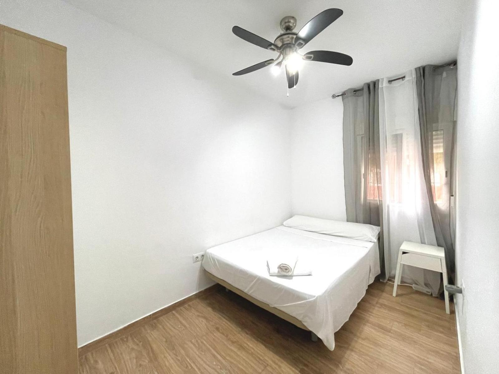 Triana Roomable Seville Exterior photo